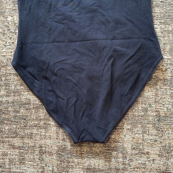 Mondor tank body suit - Medium - Picture 5 of 5